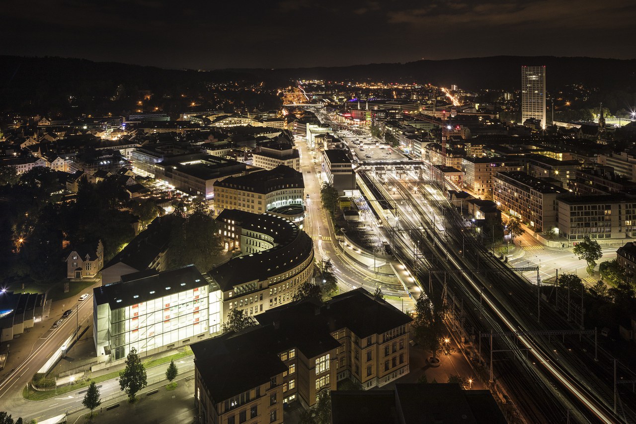 Michael Lio Fotografie: Winterthur bei Nacht