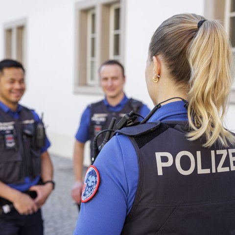 Uniformpolizei_Stadtpolizei_Winterthur_1.jpg. Vergrösserte Ansicht