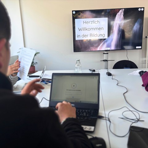 Bildungssequenz. Vergrösserte Ansicht