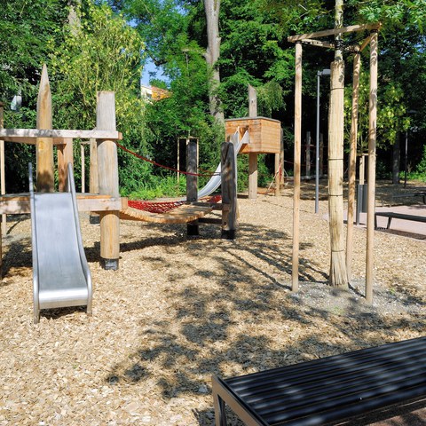 16-Brühlgutpark 10070312 h2160.jpg. Vergrösserte Ansicht