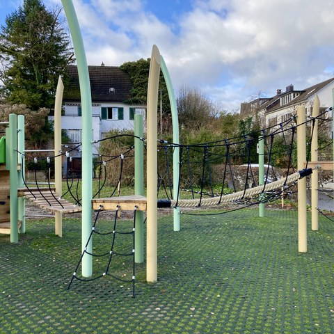 Spielplatz_Churfirsten_totalsaniert_Jan2025_2.jpeg. Vergrösserte Ansicht