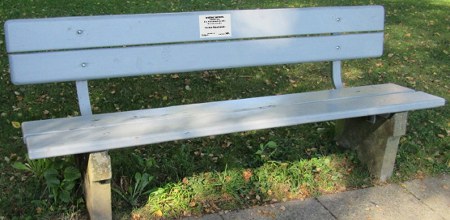 Sitzbank grau