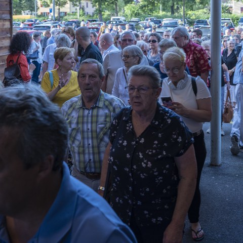UNJURIERTE 2022. Vergrösserte Ansicht