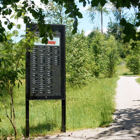 97-Friedhof Rosenberg 14091440 h2160.jpg. Vergrösserte Ansicht